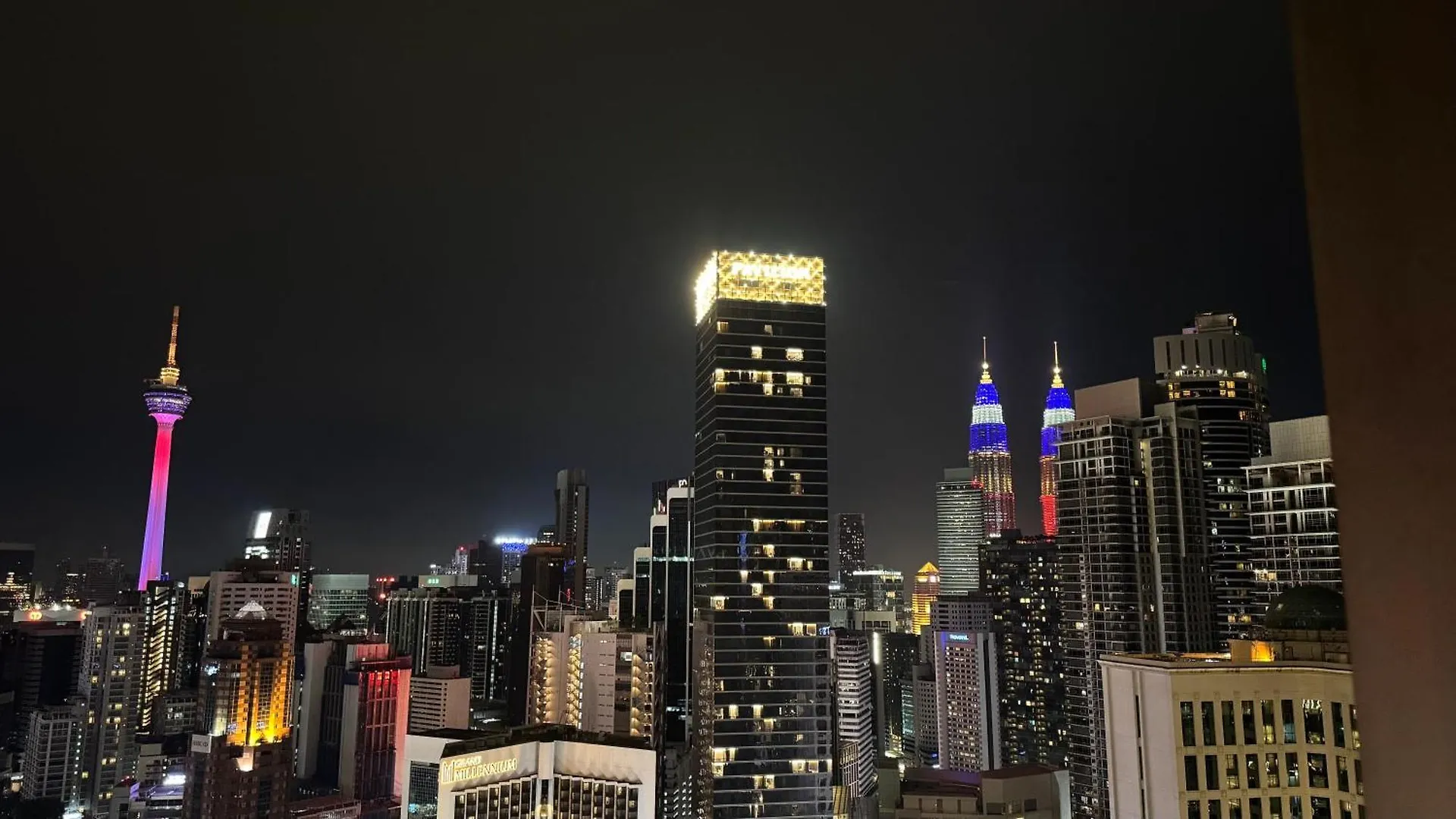 Axon Popular Suites Kl Bukit-Bintang 쿠알라룸푸르 아파트